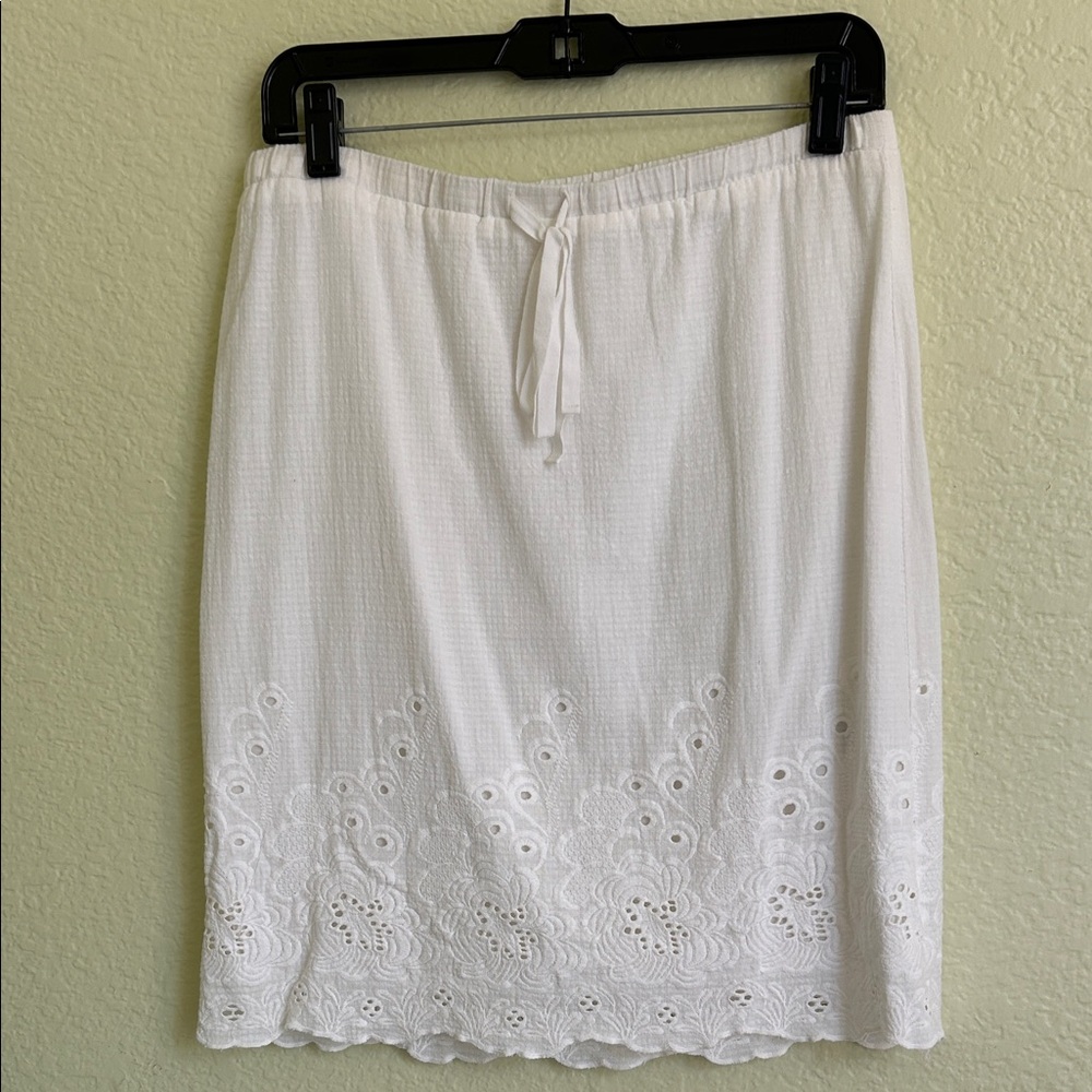 Elegant White Eyelet Embroidered Skirt